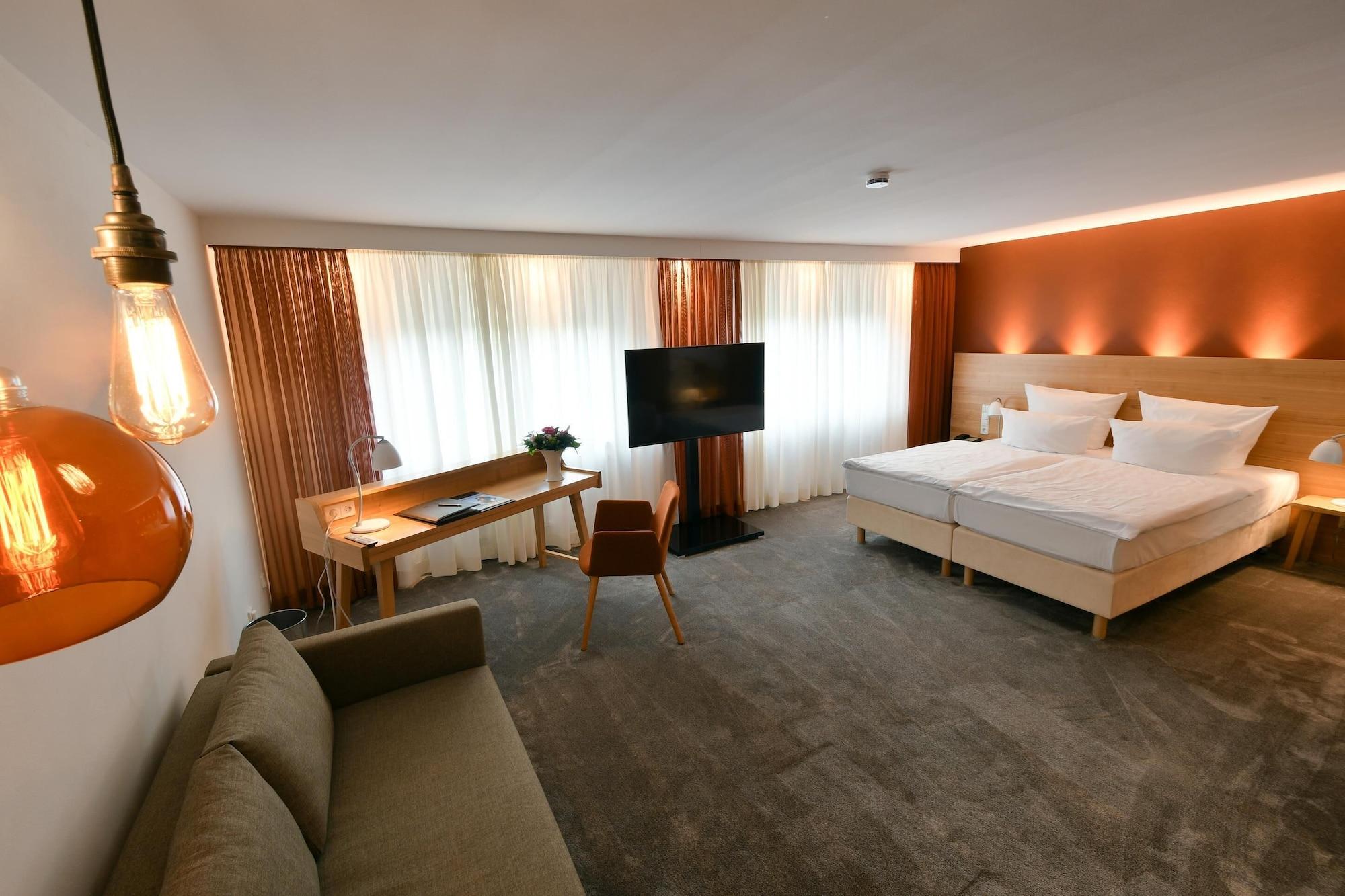 Hotel Adler Asperg Esterno foto