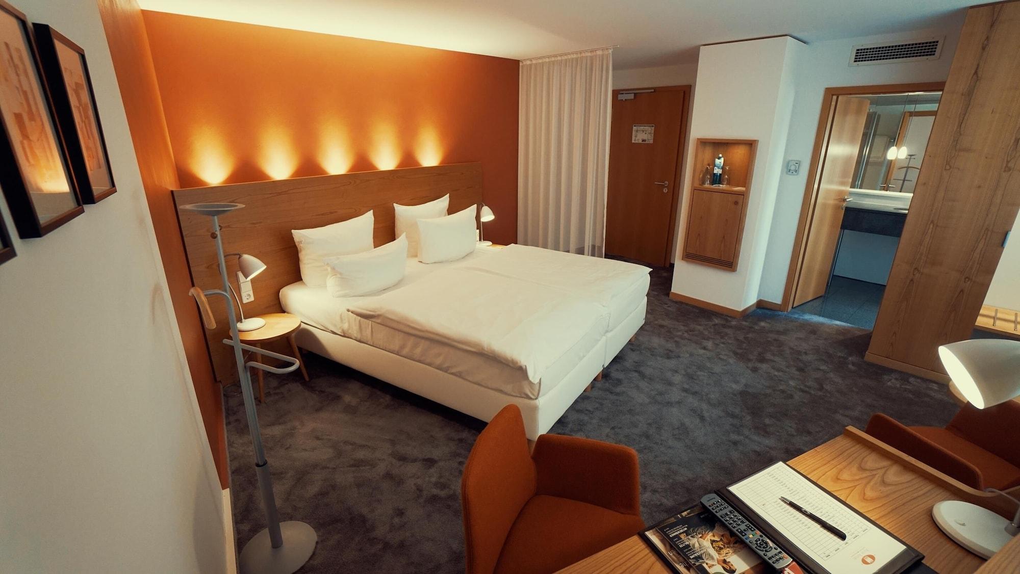 Hotel Adler Asperg Esterno foto