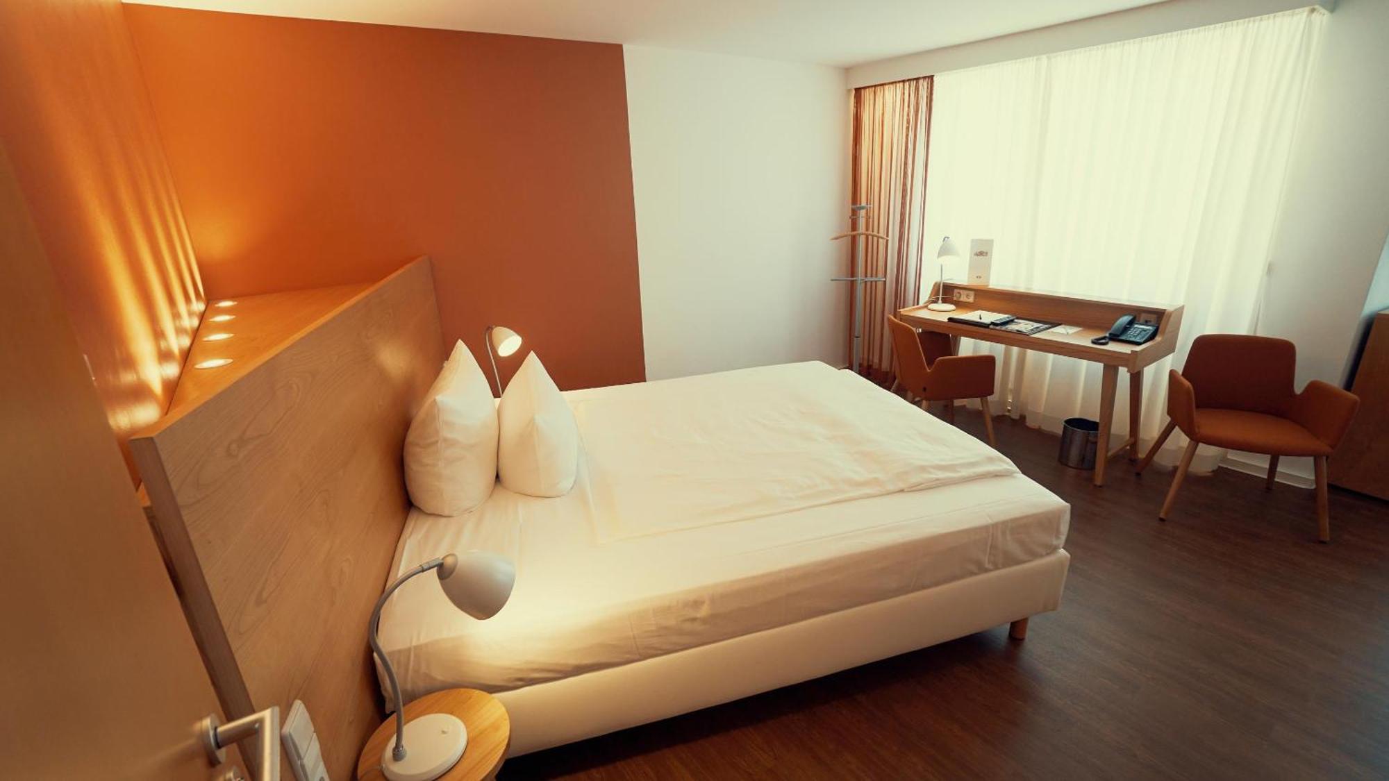 Hotel Adler Asperg Esterno foto