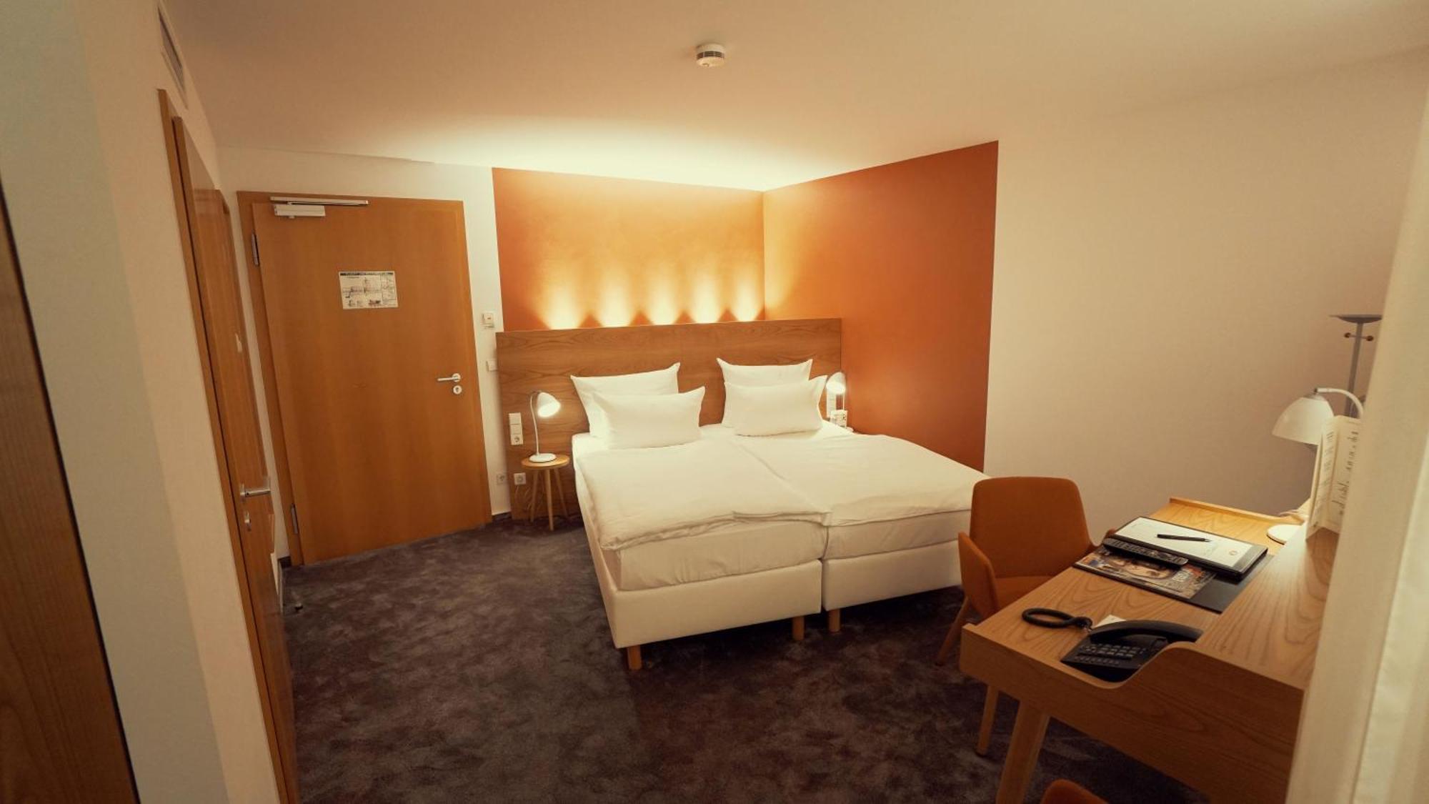 Hotel Adler Asperg Esterno foto
